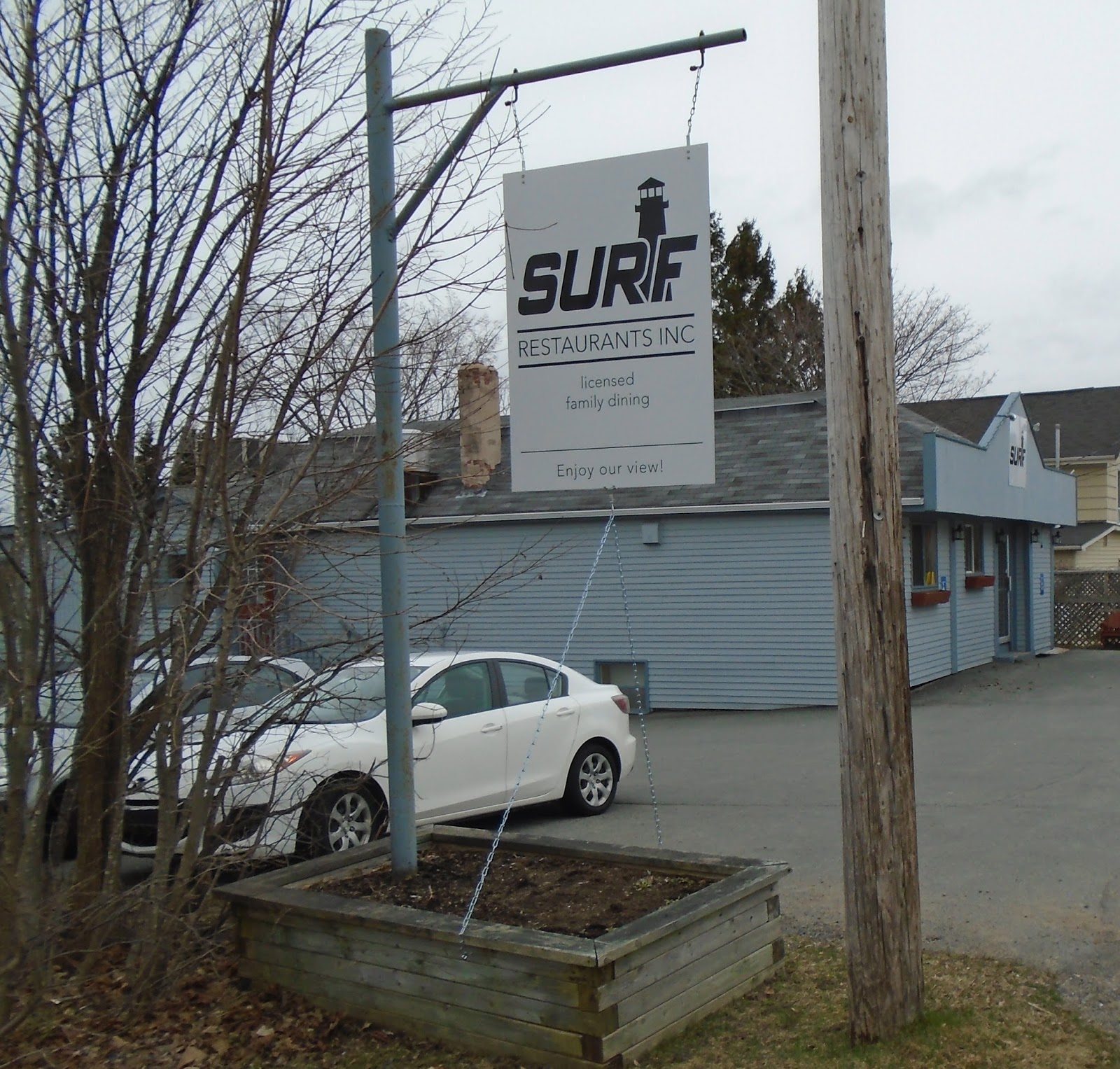 NEWS & VIEWS for Hants Border, Hantsport, and beyond. FISH BITS