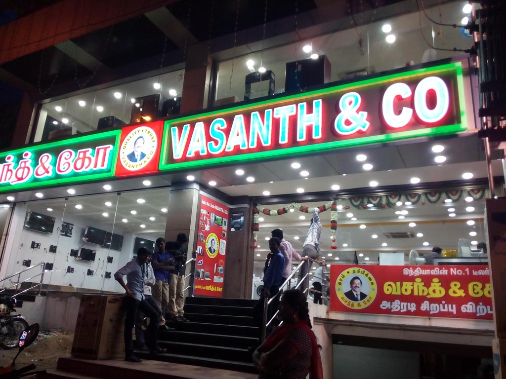 Image result for IT raid at Saravana stores, Hot Chips & Vasanth & Co