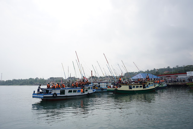 Pelepasan keberangkatan peserta Tur Krakatau Road to Lampung Festival Krakatau 2017