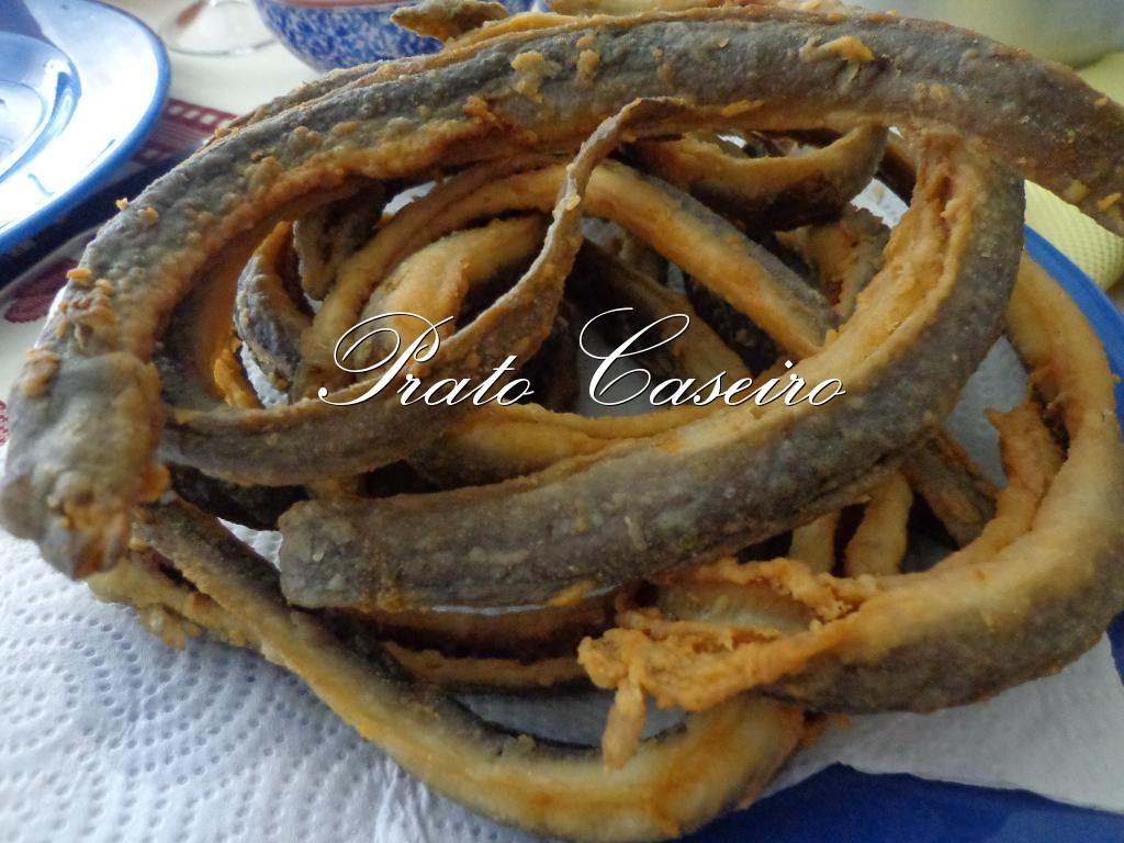 Prato Caseiro Enguias Fritas
