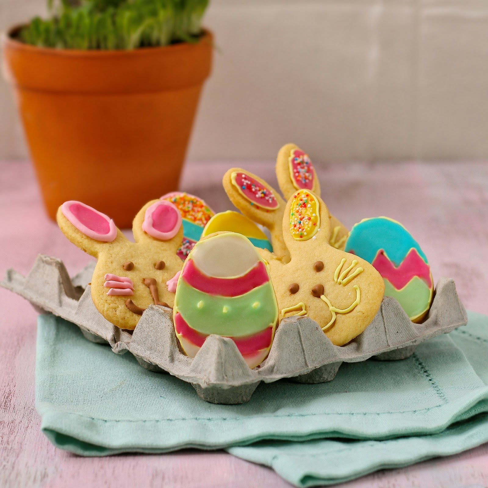 Cupcakes & Couscous Lemon Easter Cookies
