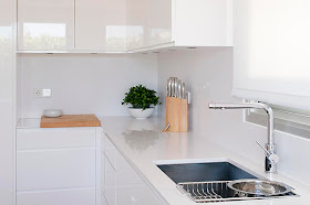 Marzua: Acogedora vivienda unifamiliar en dos plantas, por Raimon Parera