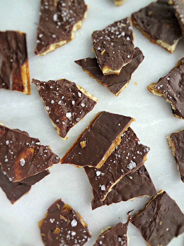 Butter Cracker Toffee {Easy, Nut-free}