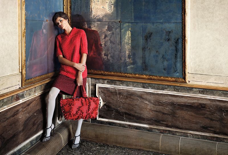 Bottega Veneta FW 11/12 Ad Campaign Isabeli Fontana by Robert Polidori ...