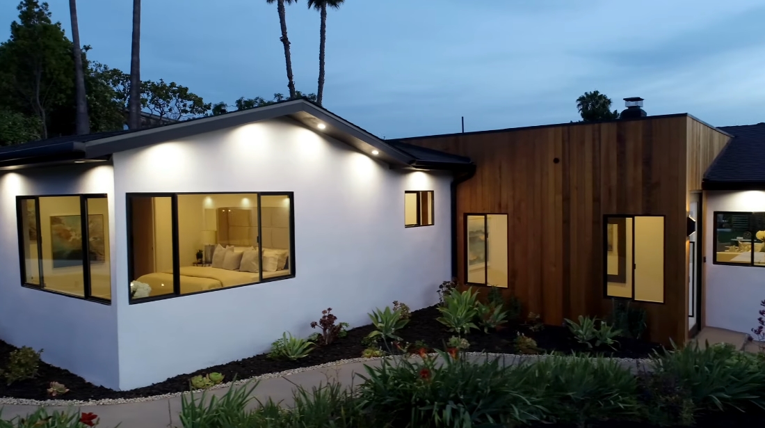 32 Interior Design Photos vs. 2381 E Allview Terrace, Los Angeles Luxury Home Transformation Tour
