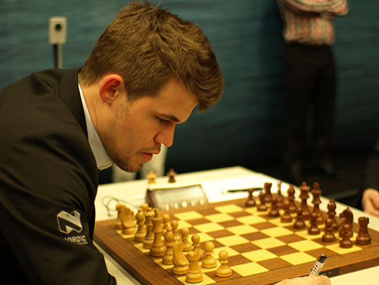 La 6ème ronde des Masters a été fascinante, dominée par la vitesse d'exécution de Carlsen face à Tomashevsky