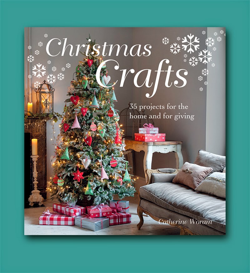 The Papercraft Post: Christmas Crafts, by Catherine Woram. Review.