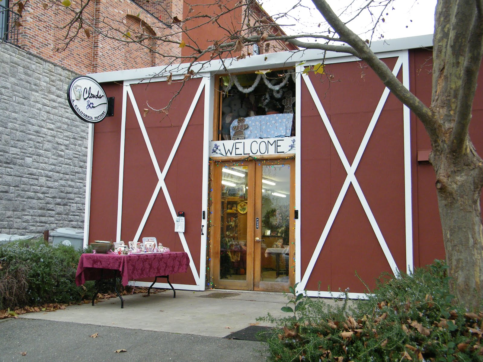 Sacramento Vegan Holiday Shopping in Old Town Folsom