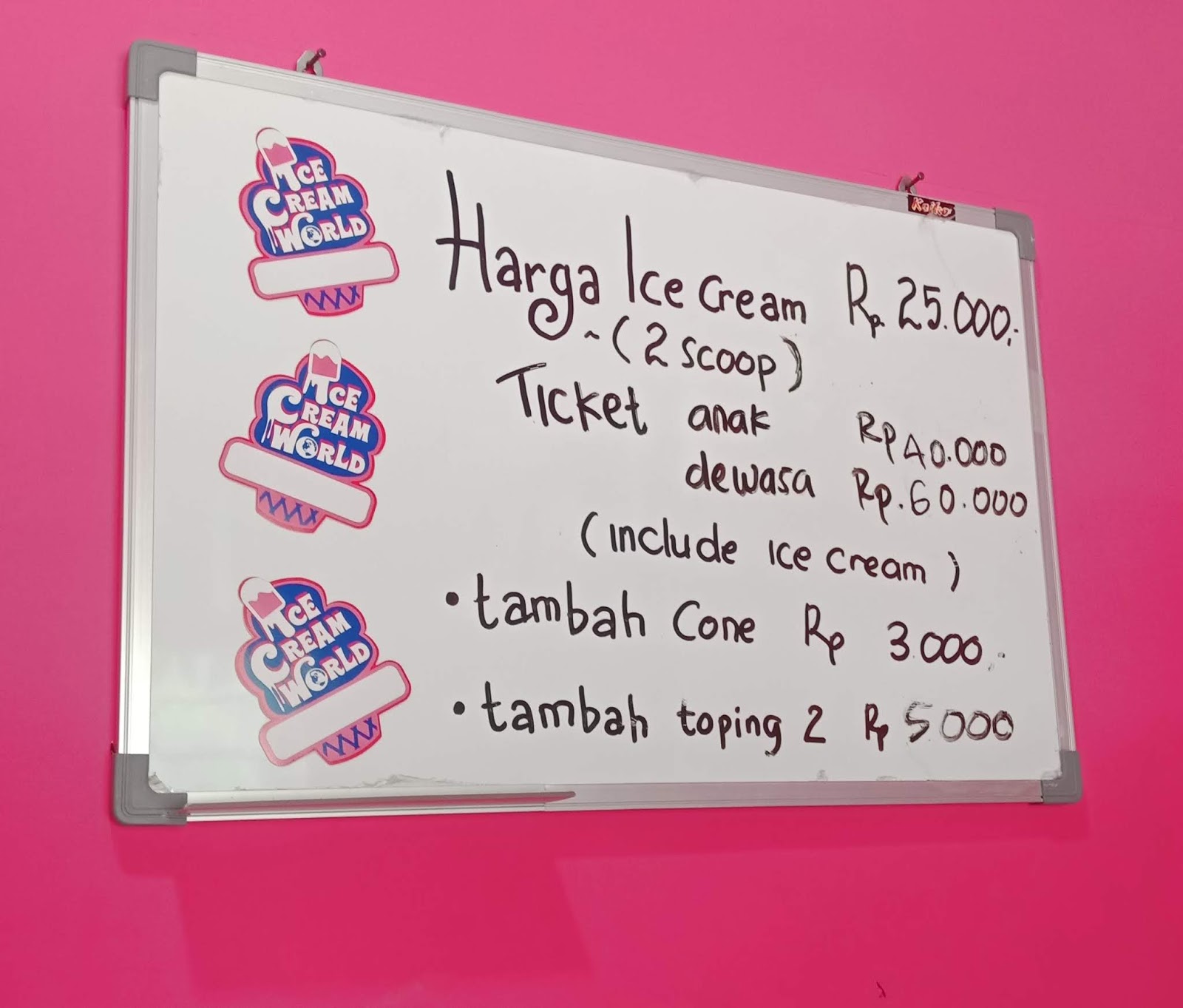 Jejak Pena Pemula Explore Yogyakarta 7 Ice Cream World Jogja