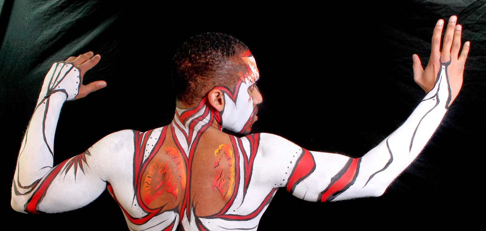 Radiant Jasmin Body Painting White, Red & Black