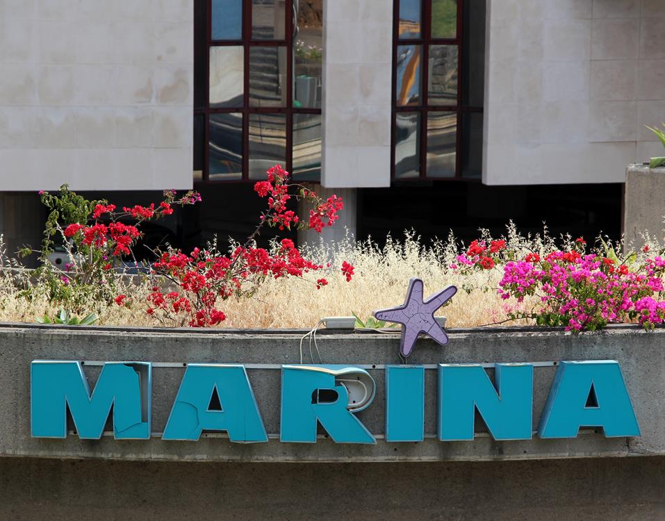 Marina Shopping Funchal Daily Photo