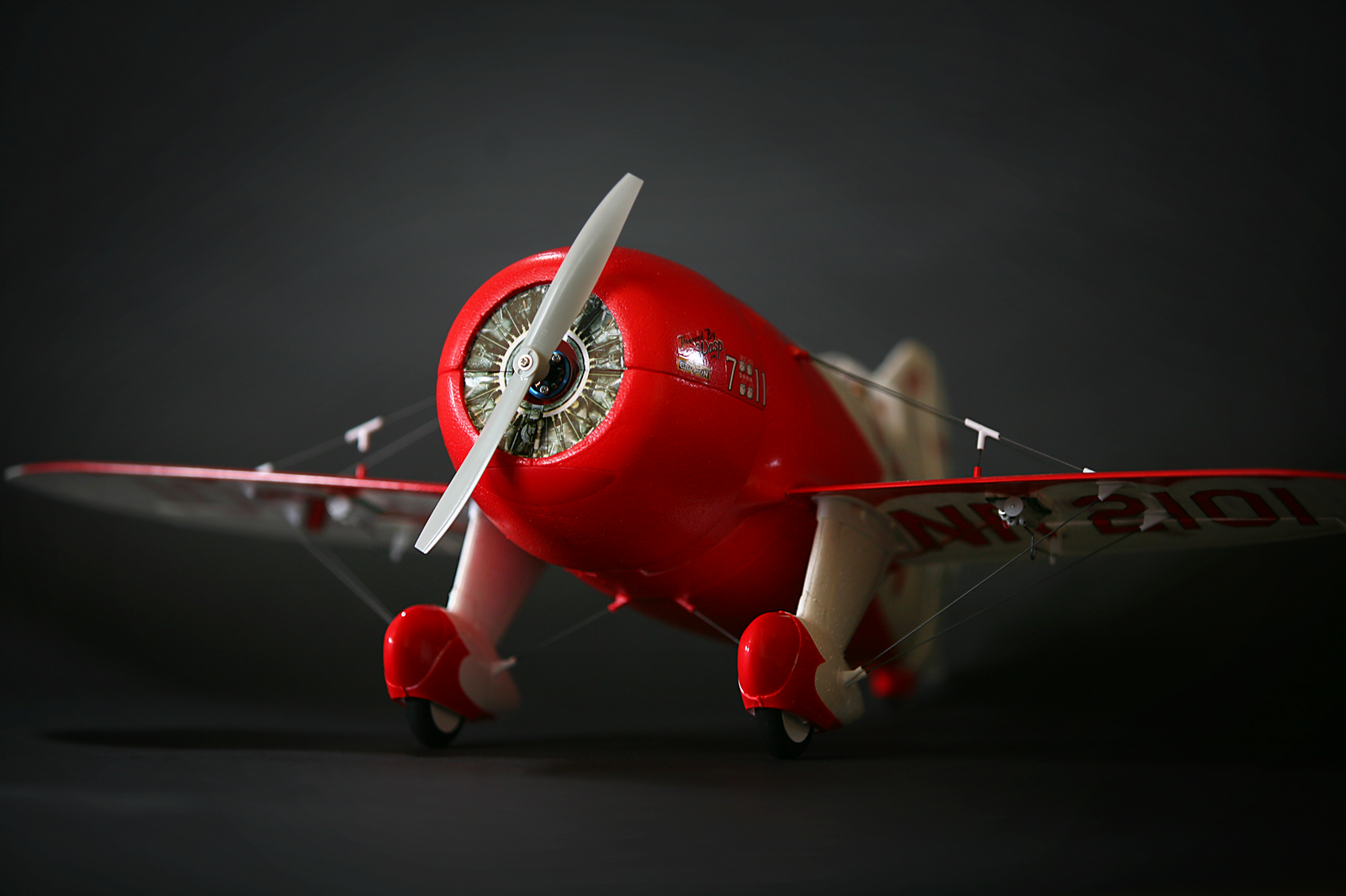 z8rc: E-Flight UMX Gee Bee R2 BNF with AS3X - Flight Review