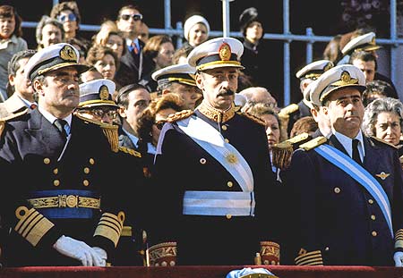 CLÍO: Historia de la dictadura de Jorge Rafael Videla en Argentina.
