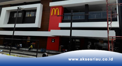  McDonald's Sudirman Pekanbaru