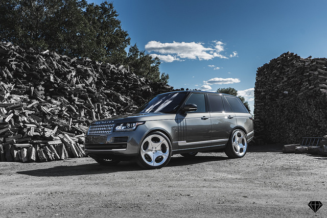 2018 Range Rover HSE fitted with 24 BD-77s in Silver - Blaque Diamond Wheels