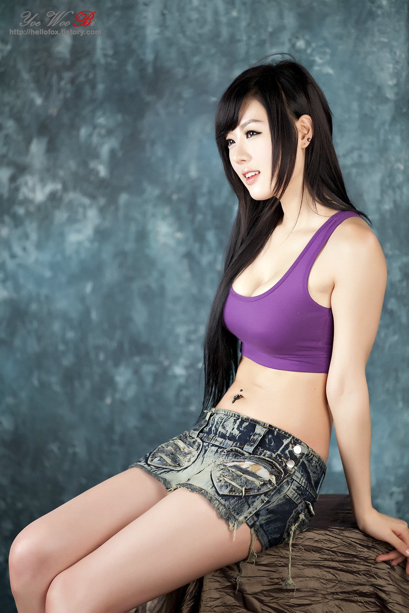 The Fretelin Celebrity News Hwang Mi Hee Hot With Sexy Purple Sport Bra