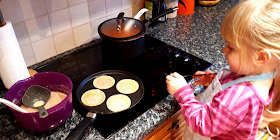 Pancake tuesday, pikkuleipuri, lettutaikina, lettupannu