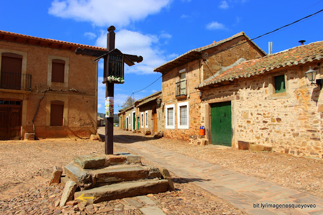 Castrillo de los Polvazares Camino de Santiago por tierras de León