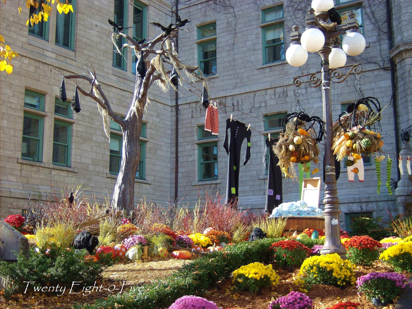 2805 Quebec City Halloween