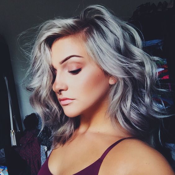 Cabelos tendências 2016 - Cabelo cor cinzenta, corte cabelo Cabelos tendências 2016 - Cabelo cor cinzenta, corte cabelo
