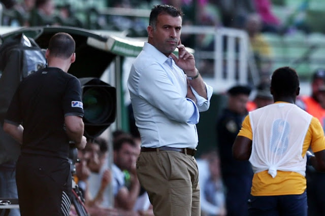 Γάτα ο Aναστασίου, κρατάει τα... μπόσικα για Εσιέν