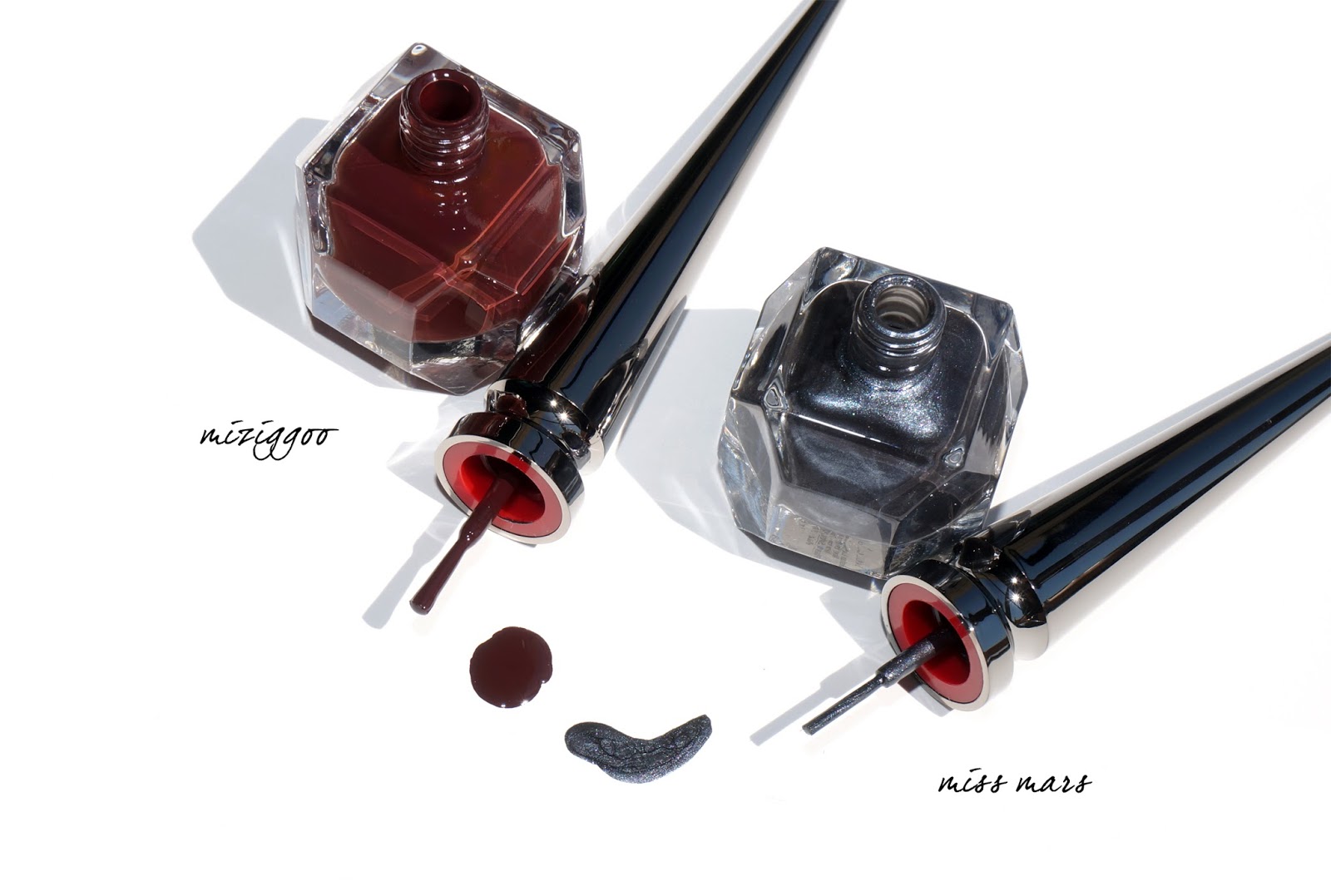 Es Overflod tommelfinger Christian Louboutin The Noirs Nail Colors for Fall 2016 - Miziggoo and Miss  Mars - The Beauty Look Book