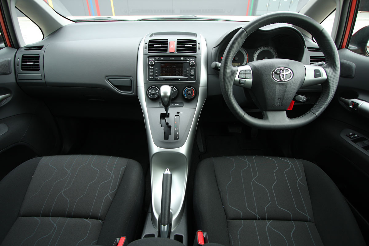 Toyota Corolla Interior | Car Models