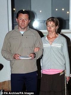 Blacksmith Bureau: Shambles Time (The 'No Extradition' strategy) 3F55C0CA00000578-0-Gerry_McCann_with_his_wife_Kate_gives_a_statement_to_the_press_i-a-38_1493494082361