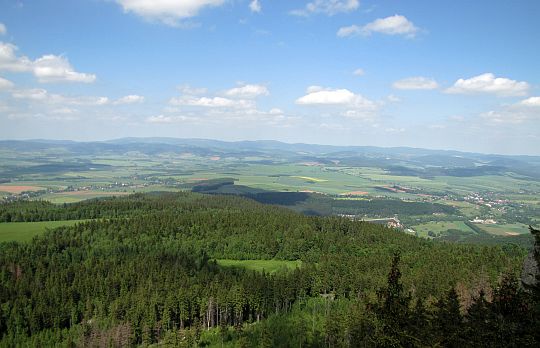 Północny obszar Ziemi Kłodzkiej (czes. Kladsko, niem. Glatzer Ländchen).