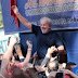 Datafolha: mesmo preso, Lula lidera corrida eleitoral com folga