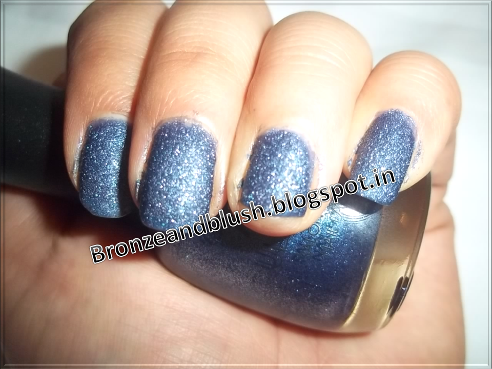 Nina Pro Glitter Nail Paint in Matte finish Cute Cozy Comforting