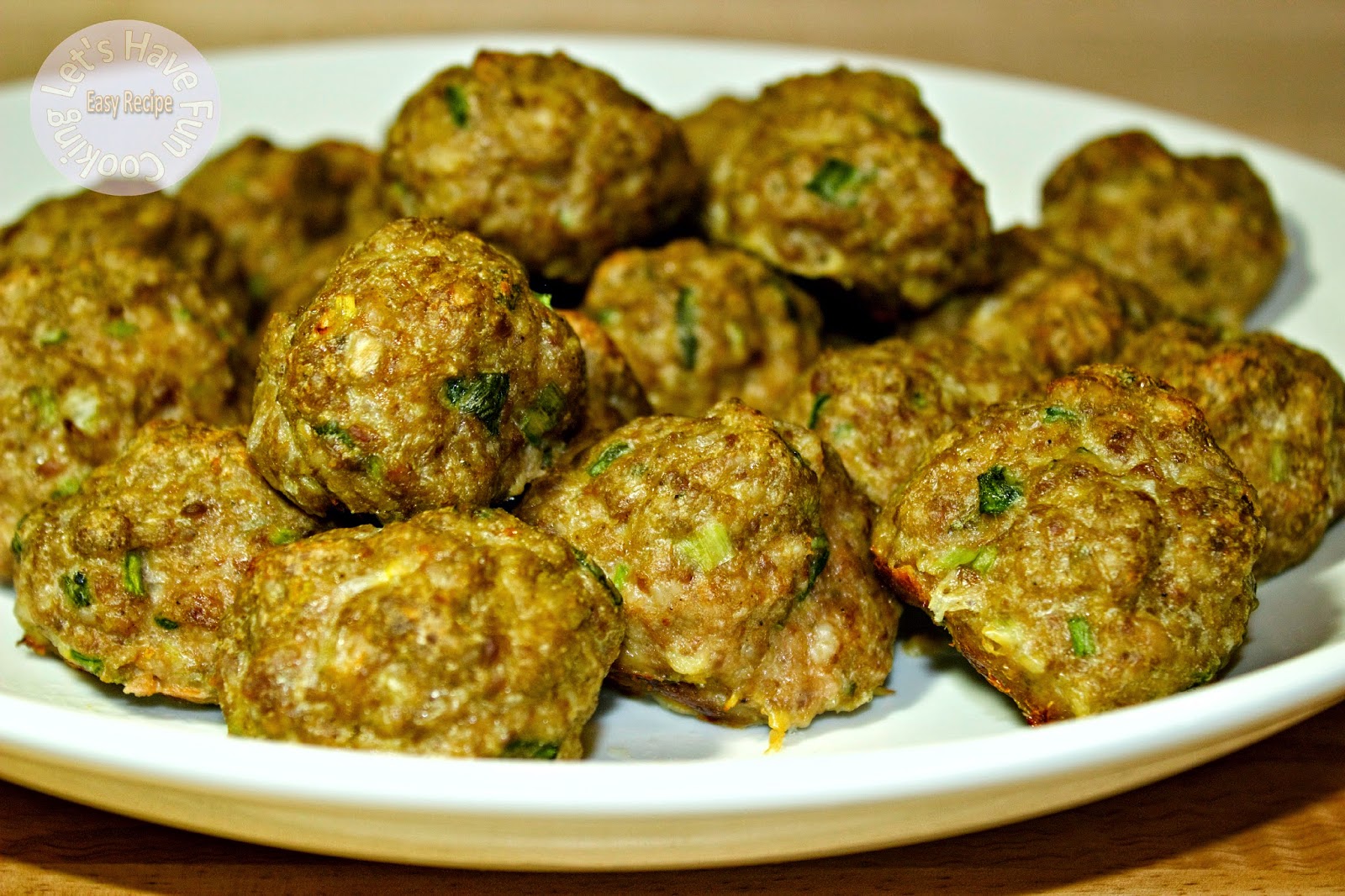 Let's Have Fun Cooking! Meatballs with Sour Cream Sauce