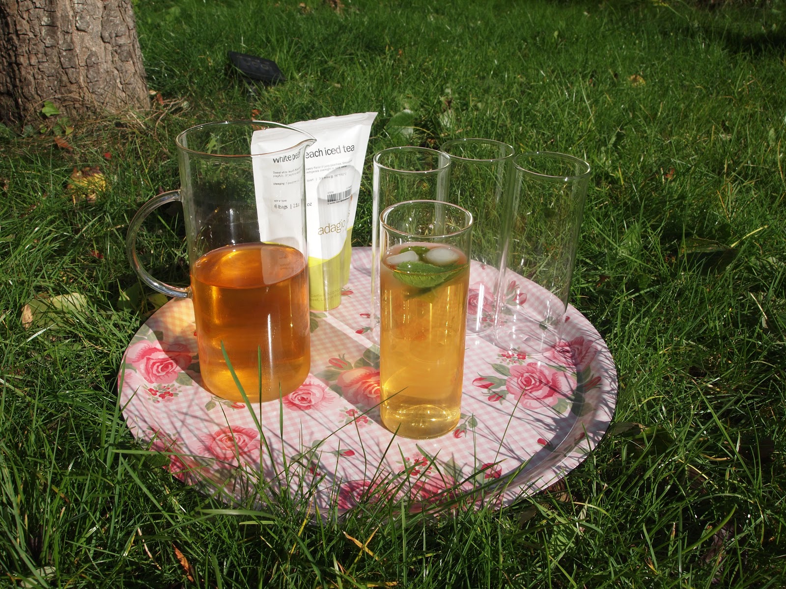 Mrs Bakes and Banter A nice cuppa char with Adagio Teas