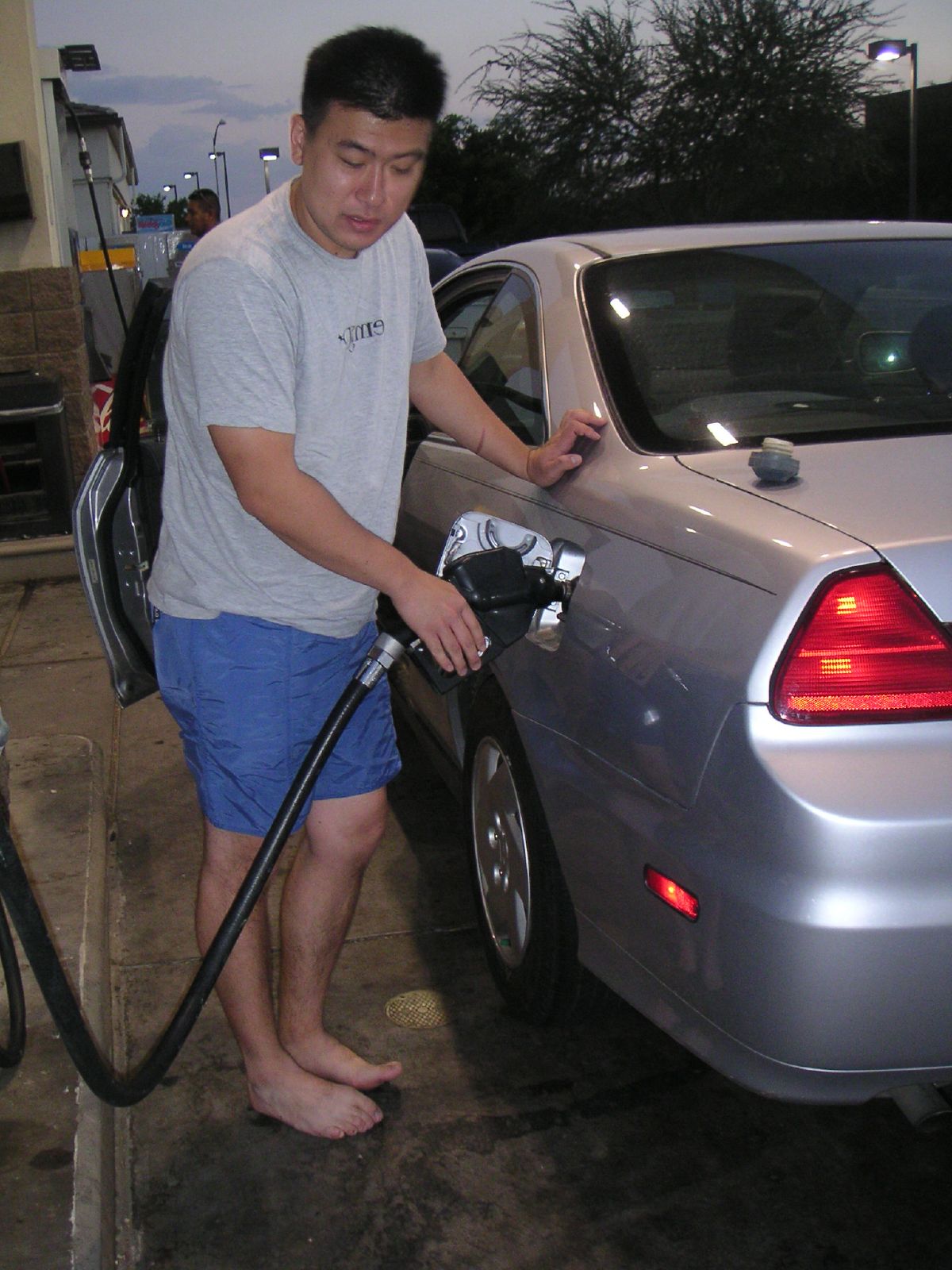 Shoeless Men: Barefooting in Public