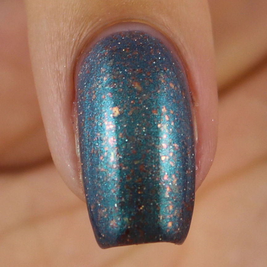 Emily de Molly Expelled From Paradise swatched by Olivia Jade Nails