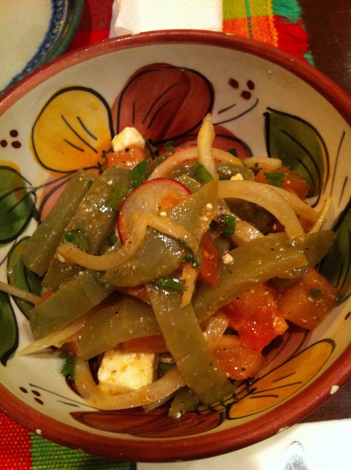 メキシカンビーンズスープ、クリスピーフェタチーズのトルティーヤ添え レシピ