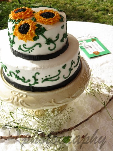 saruthdesigns: Wedding Cake