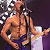 Joe Satriani explica por que Phil Collen está no G3