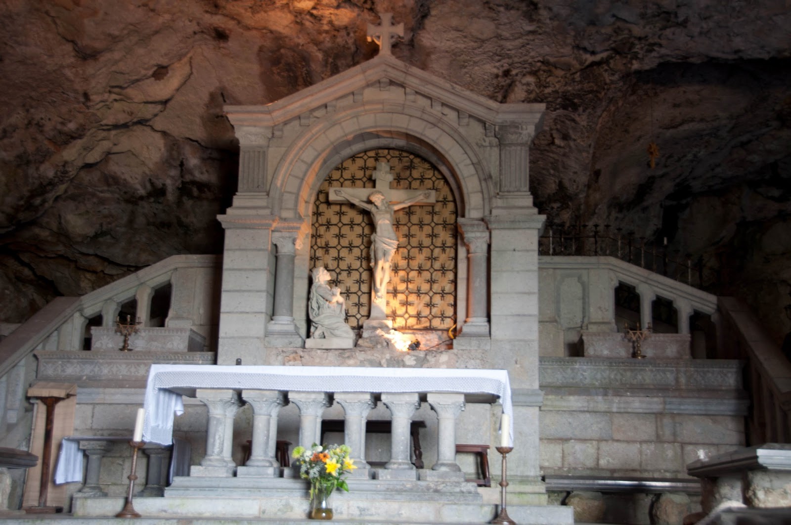 LA SAINTE BAUME,A GRUTA DE MARIA MADALENA