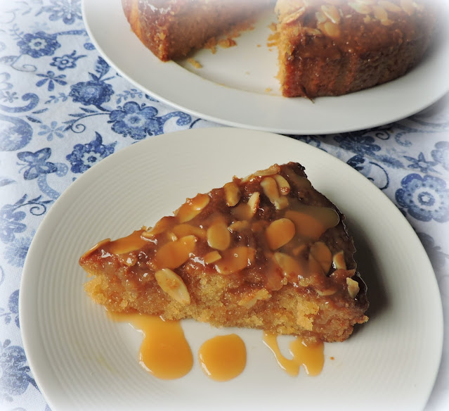 Toffee Almond Cake