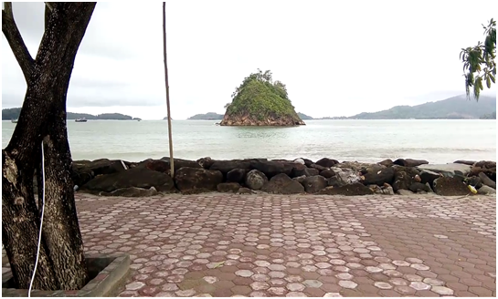 Batee Tutong, Panorama Batu Unik di Aceh Jaya