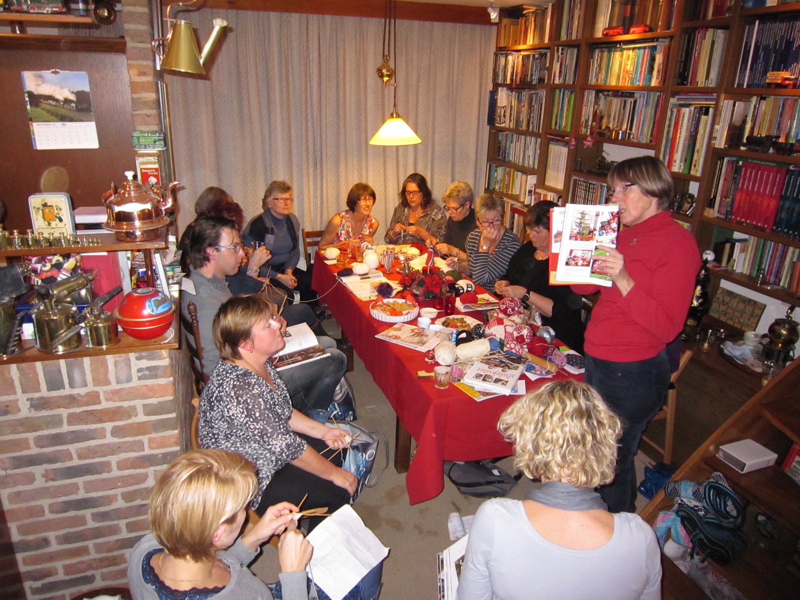 Will's Wools Gezellig samen kerstballen breien! Having a great time