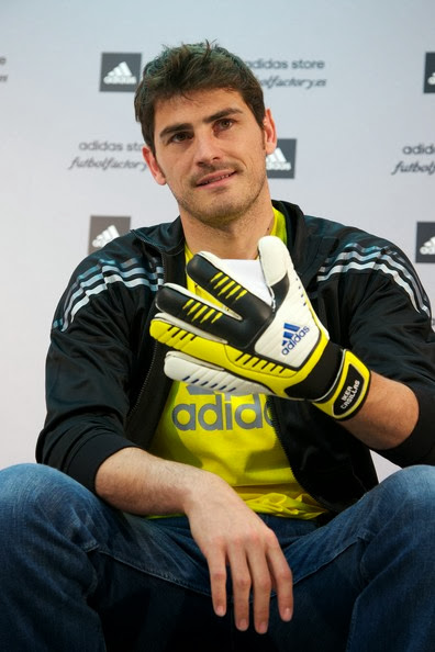 Iker Casillas cool 2014 photo