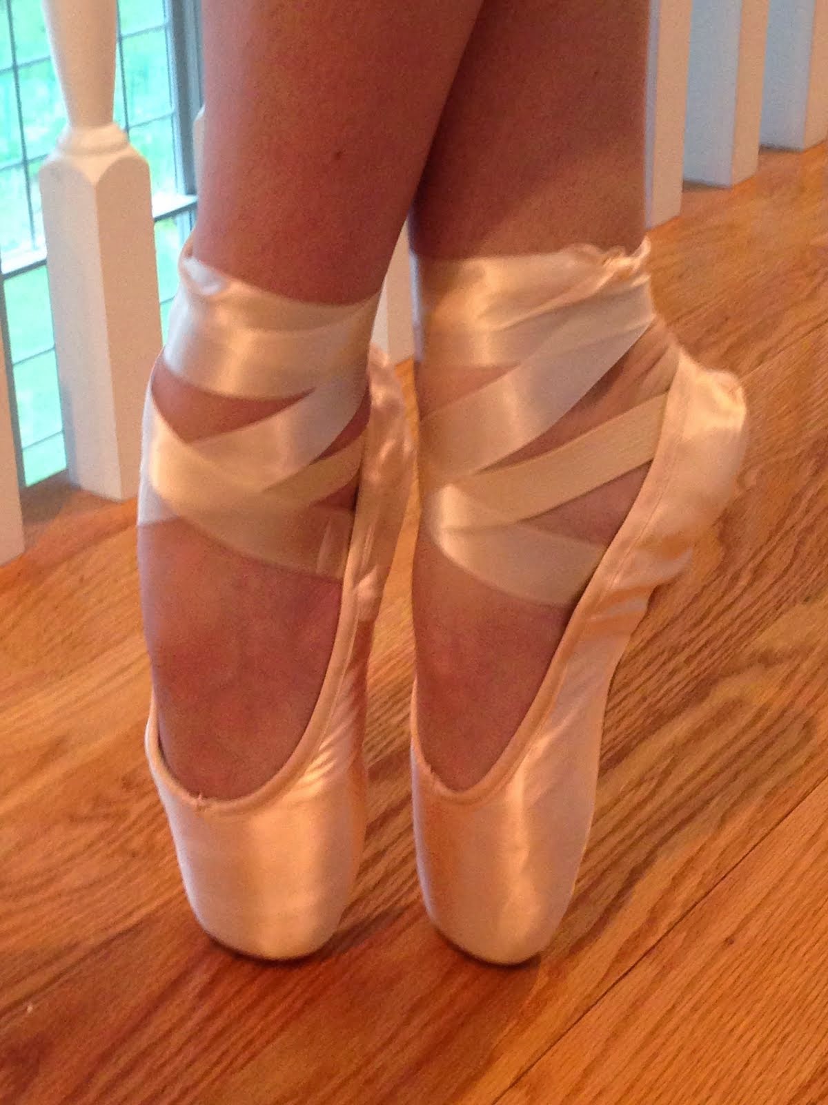 EN POINTE WITH SCOLIOSIS