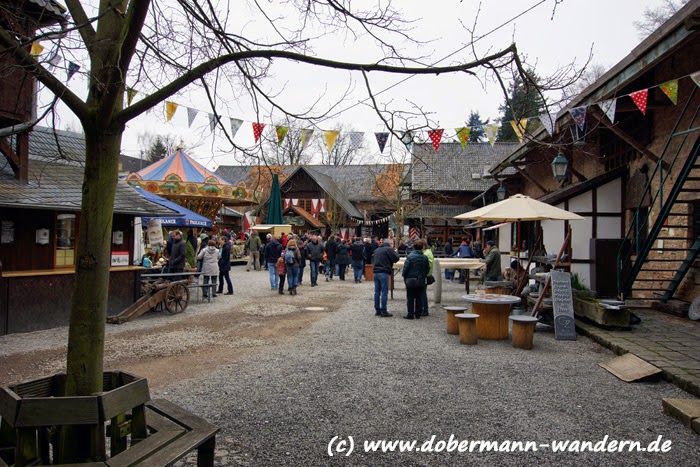 Weihnachtsmarkt Burg Satzvey