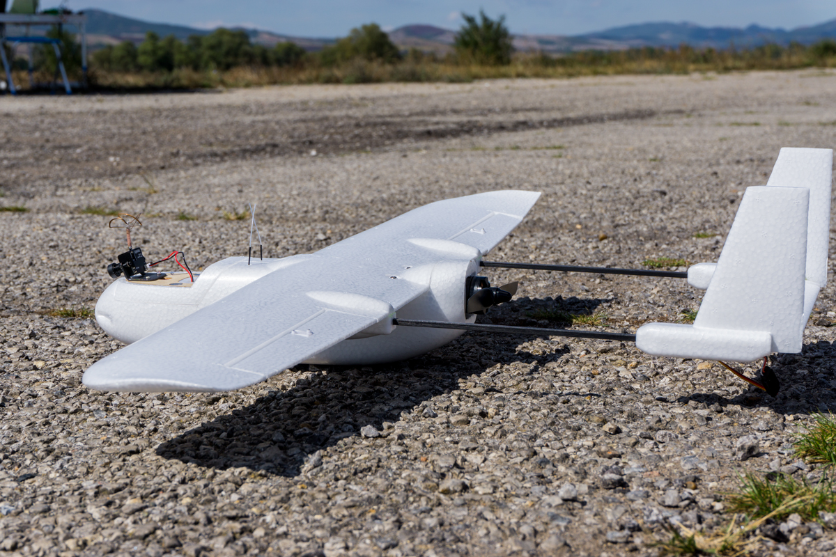 Build Log Eachine Micro SkyHunter 780mm full review build log