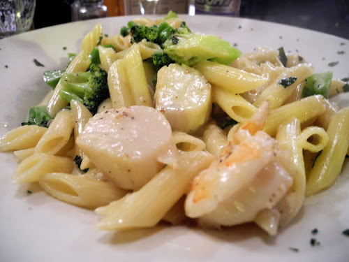 Ziti with shrimp, scallops & broccoli in a garlic cream sauce