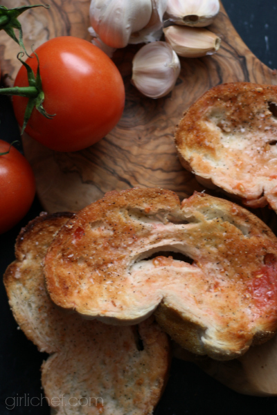 Tomato Bread (Tapas) | www.girlichef.com