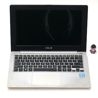 ASUS X201E Bekas Di Malang