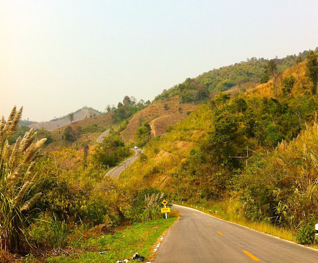 Into the mountains again Motorbike riding in North Thailand